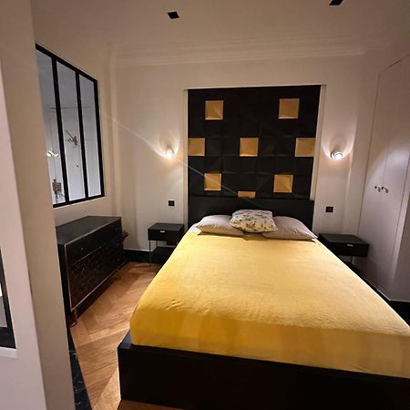 Appartement Cosy Sur Les Champs-Elysees Renoved Paris Exterior foto